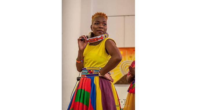 Nobuntu duo goes AWOL
