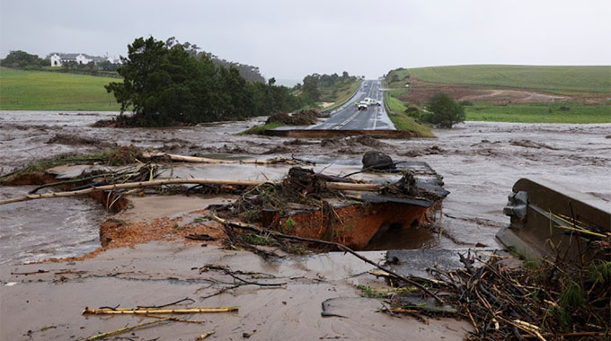 Heavy rain wreaks havoc in Cape Town - herald