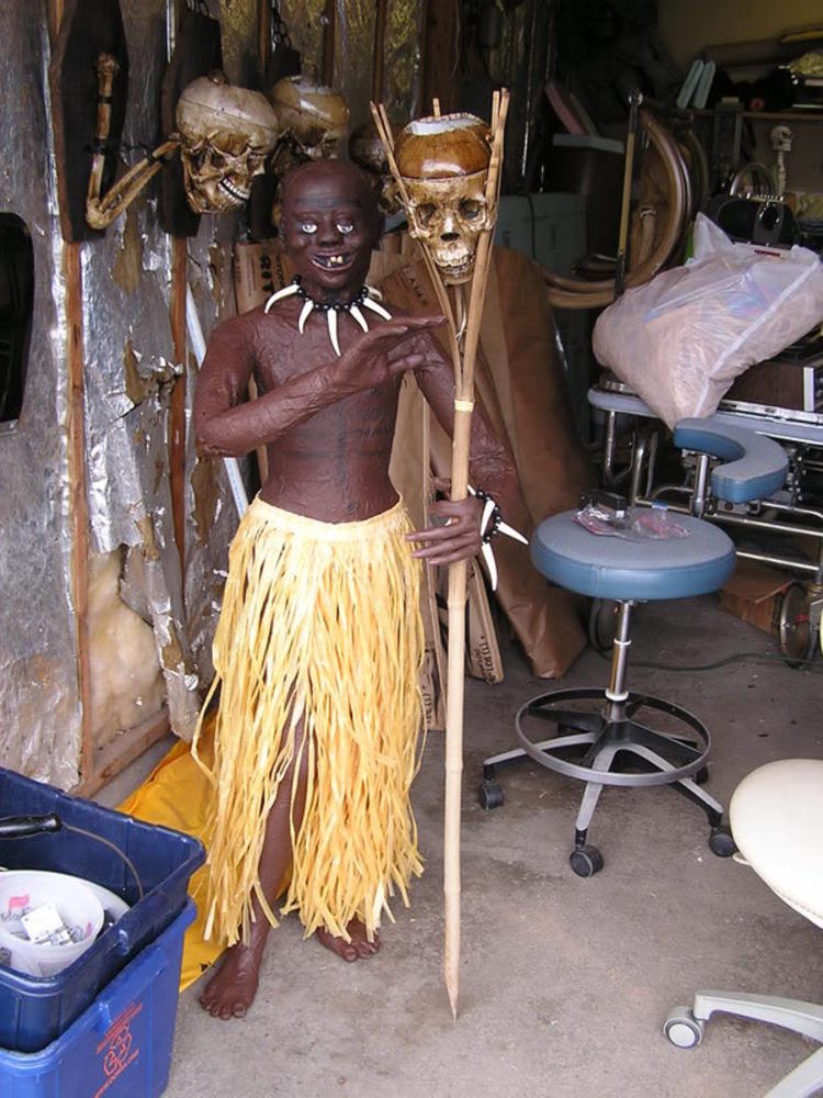 Finding the hub of Zim witchcraft