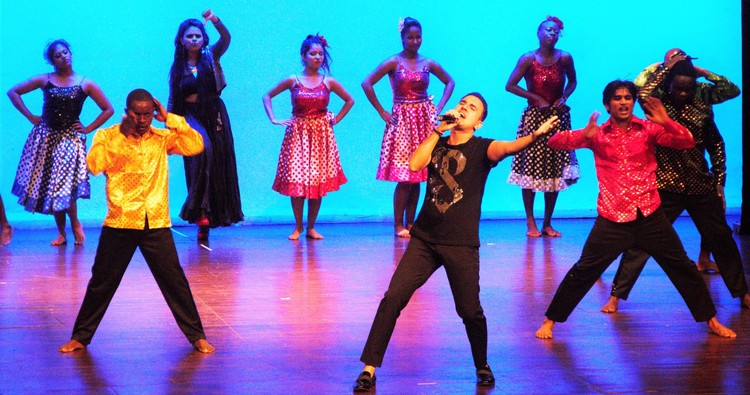 Zero zing in Bollywood Extravaganza