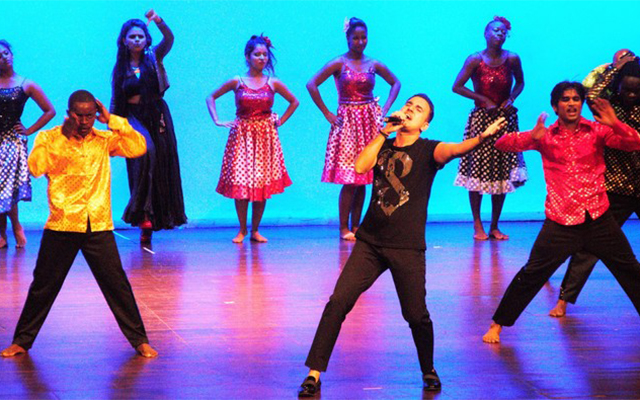 Zero zing in Bollywood Extravaganza