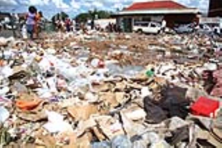 Harare’s refuse trucks grounded