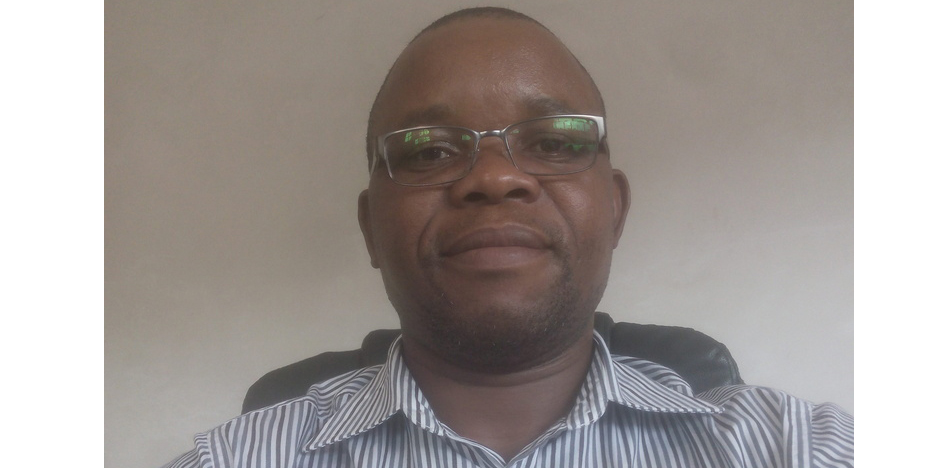 ‘Don’t tie down kids with old education’