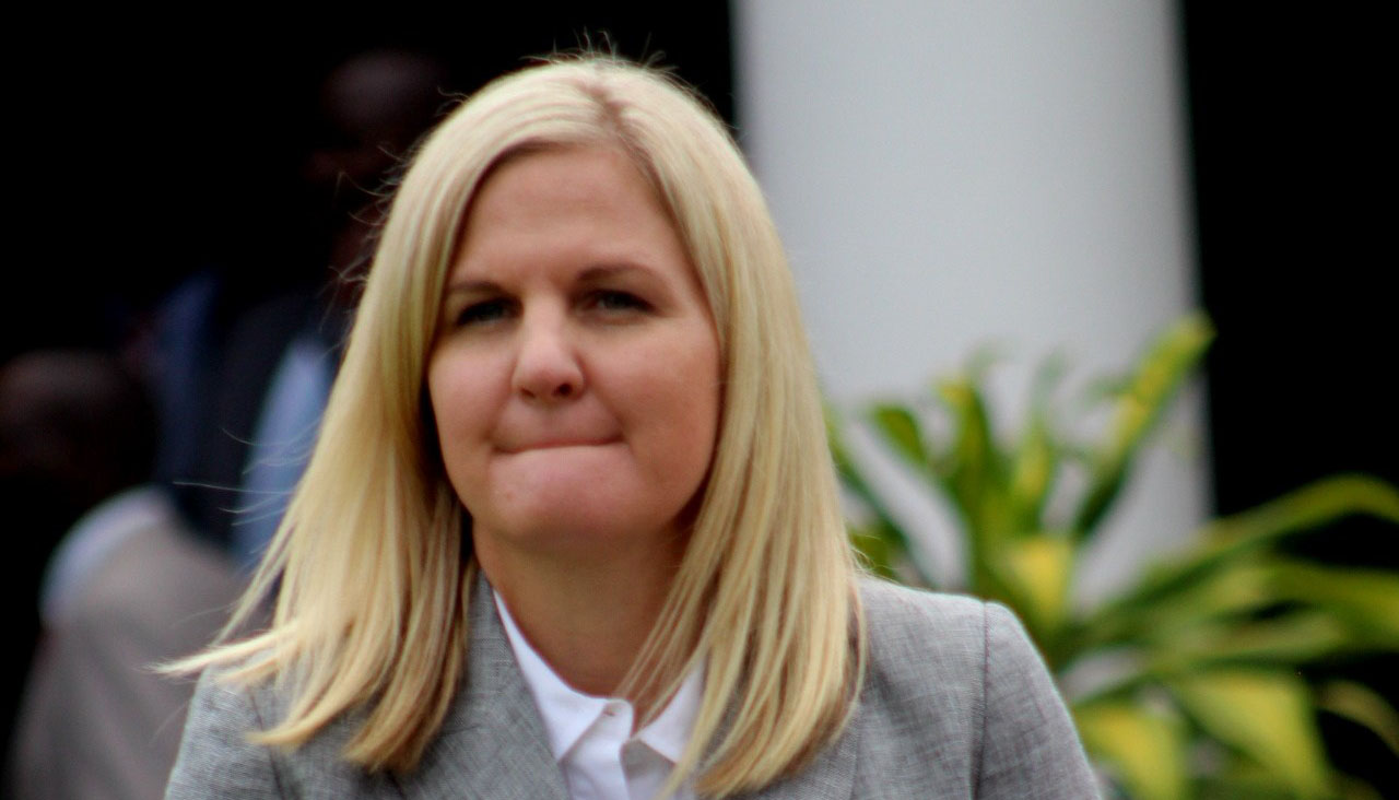 Minister Coventry flies into arts storm