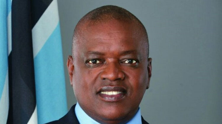Botswana President Masisi heads for Zim