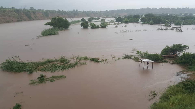 BREAKING: Cyclone Idai claims 28 lives…many more missing