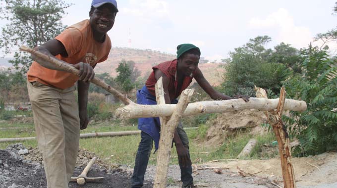 Millers, absentee miners fuel chaos