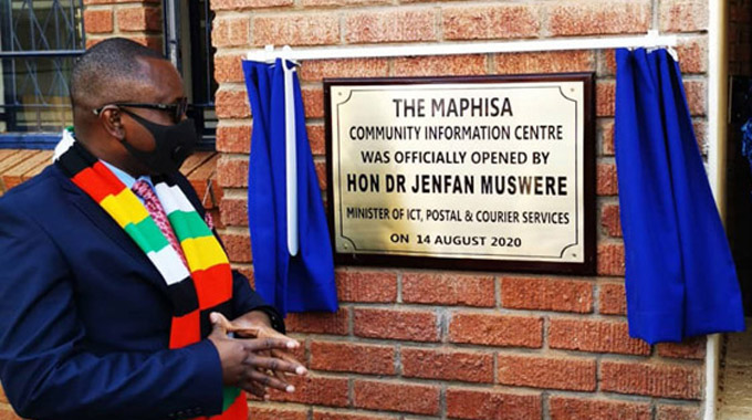 Govt determined to bridge digital divide