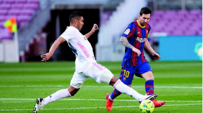 Barça fall apart in second half, lose El Clásico