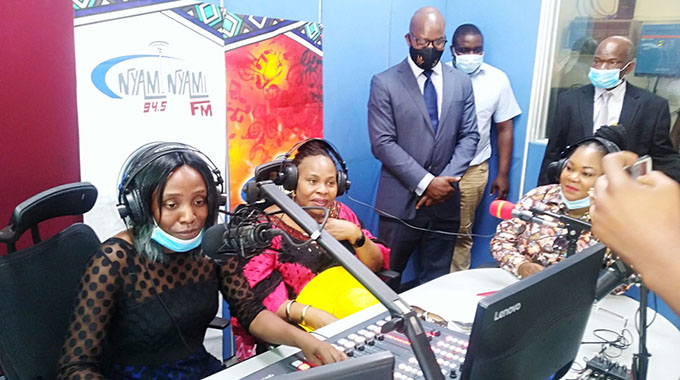 ‘Inform people on development plans’