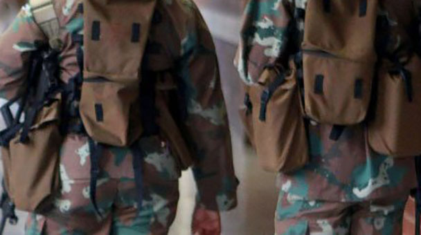 Armed robbers abusing army uniform