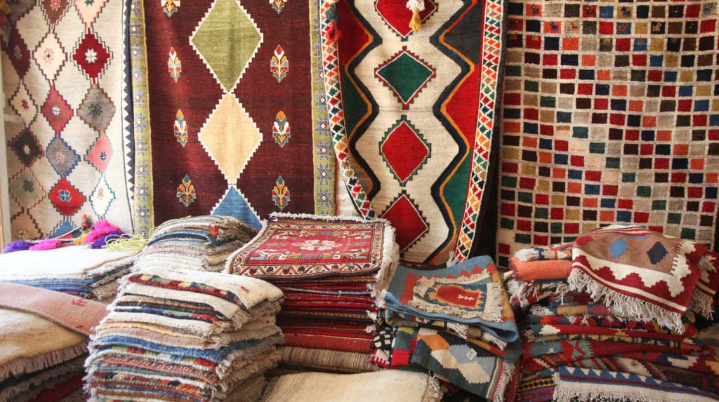 Living room rug ideas