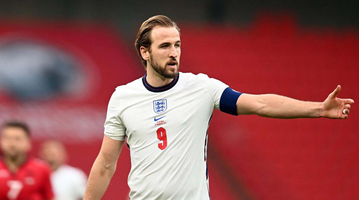 Will Kane hat-trick mark turning point?
