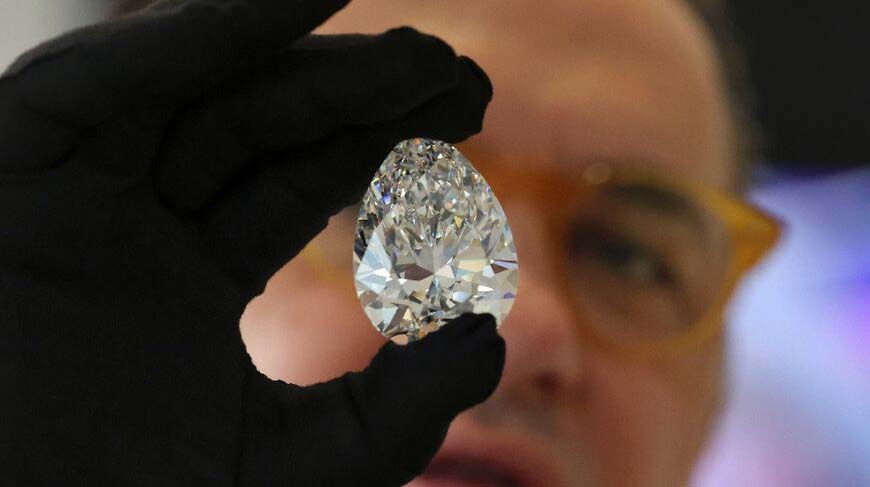 Giant white diamond from SA expected to go for R480m