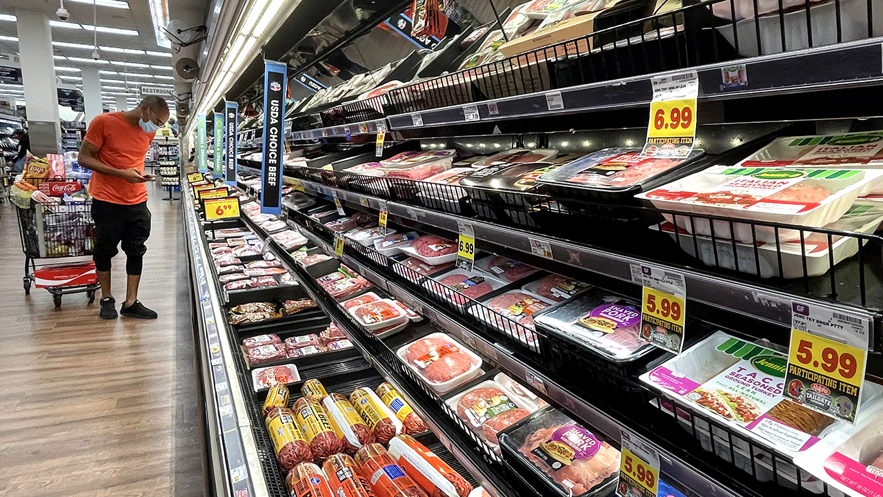 Stable prices cheer for festive season