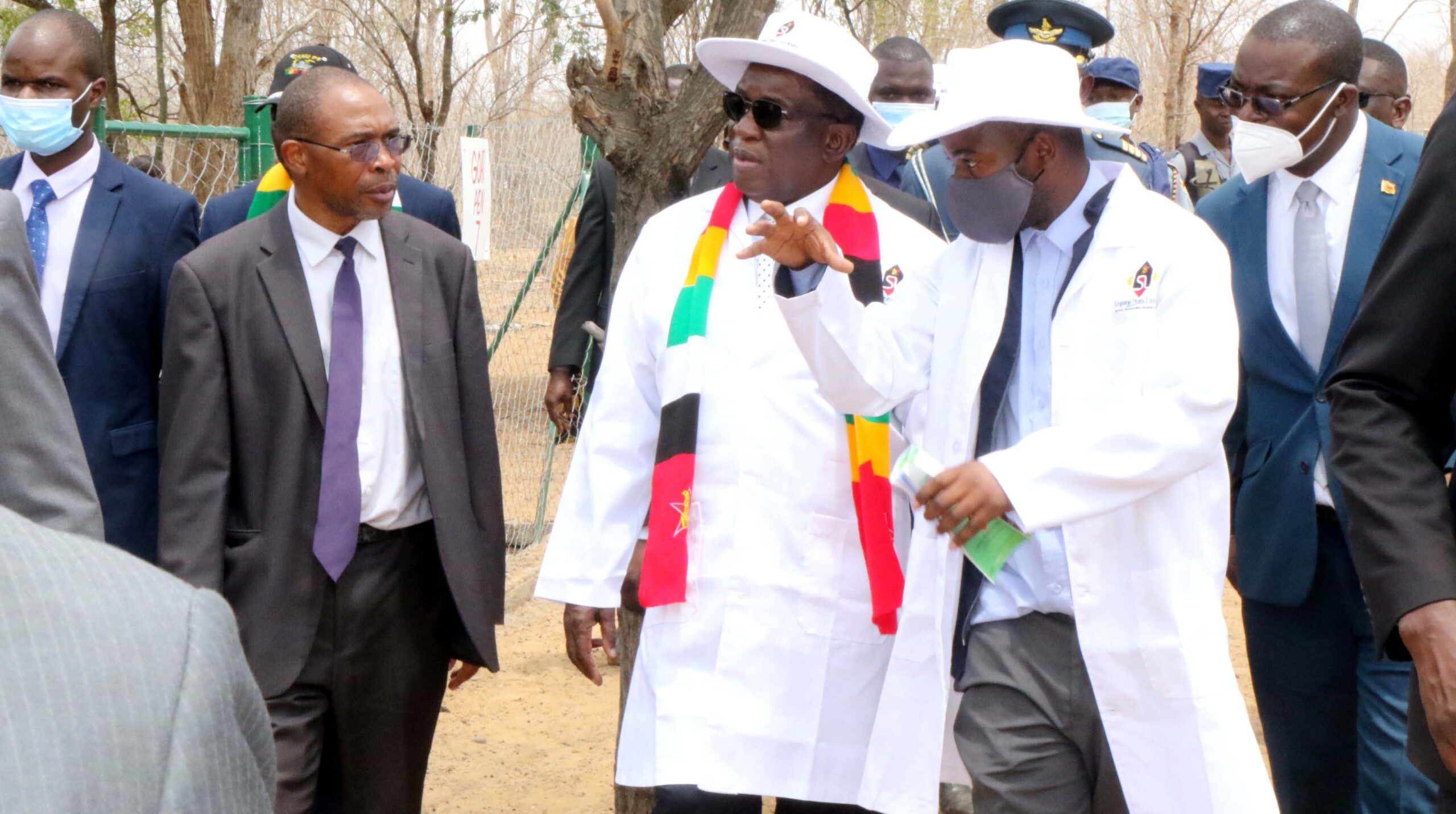 President throws farmers a challenge