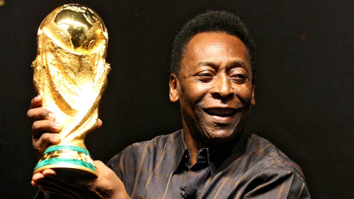 NEW: Pele dies at age 82