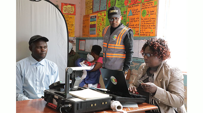 450 000 register to vote in final blitz
