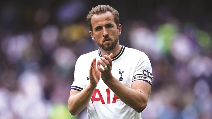 PSG eye Harry Kane