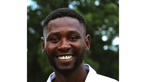 Young cricketer batting for Zim’s agric