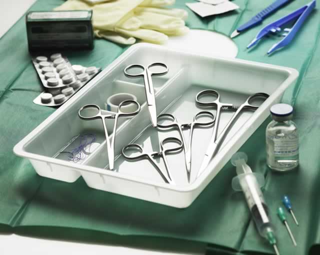 Women should encourage male circumcision