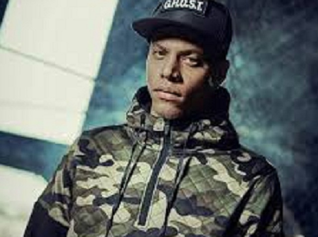 The contentious camouflage clothing issue