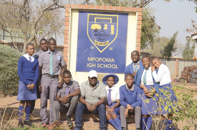 Meet Mpopoma High School genius Mathematics teacher