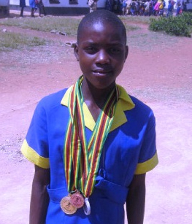 57 primary school pupils in Cossasa team