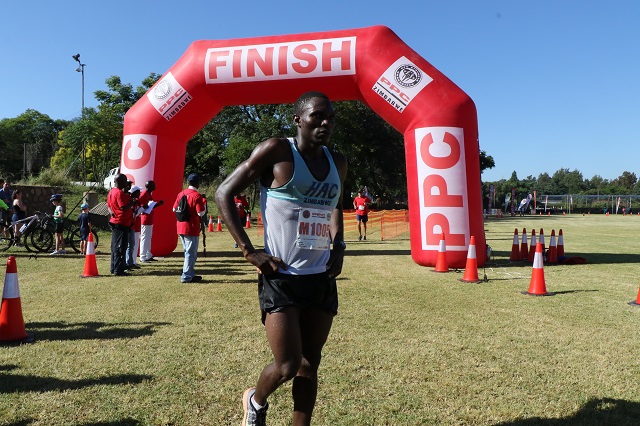 Muchena wins 33-Miler