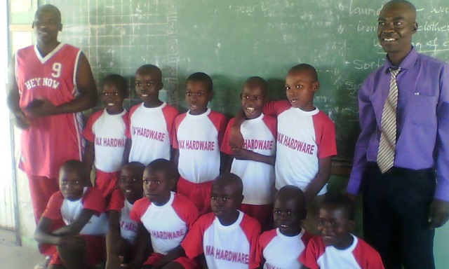Max Hardware donates to Filabusi school