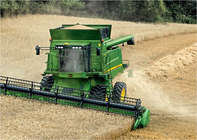 Combine harvesters shortages hamper timely harvest