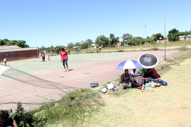 Emakhandeni Tennis courts vandalised