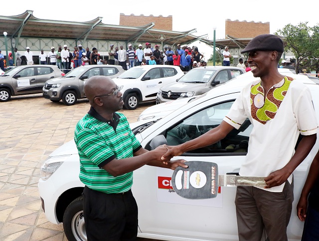16 win cars at Choppies promotion