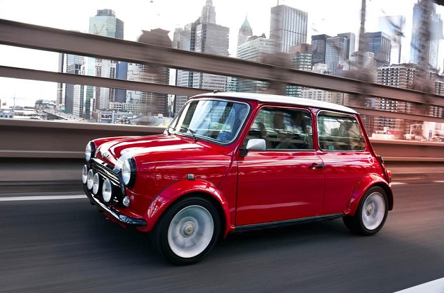 Nostalgic Cars: Classic Mini