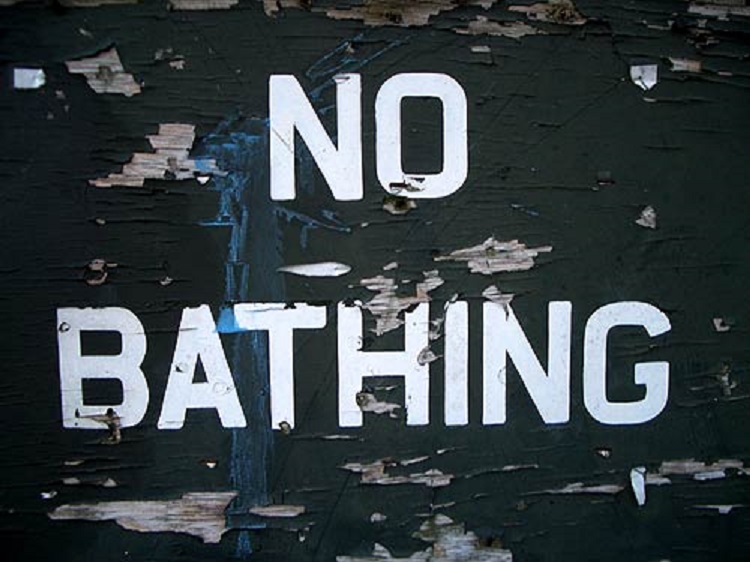 LATEST: Bathing daily not healthy- Experts