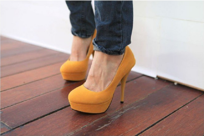 EYE ON FASHION: Knock your socks off