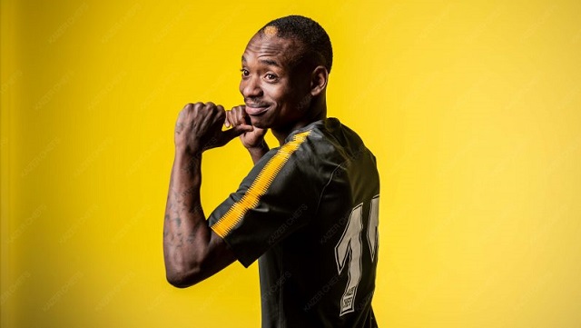 Kaizer Chiefs visit Khama Billiat family