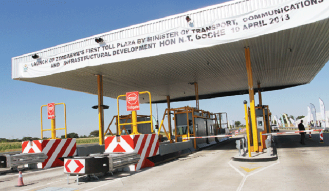 Vehicles without valid license discs barred from tollgates