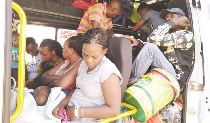 Umalayitsha arrested for squeezing 44 people into kombi