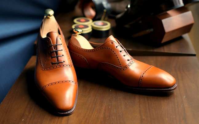 Shoe production plunges