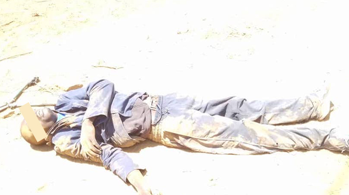 JUST IN: Two suspected copper cable thieves electrocuted in Byo suburb