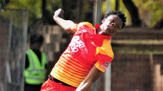 Muzarabani added to Takashinga squad