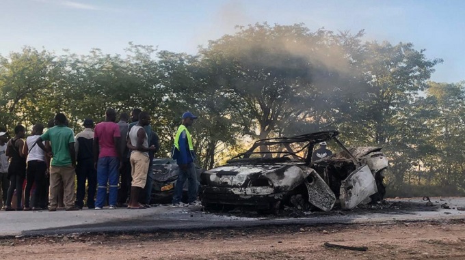 Two burnt beyond recognition in accident