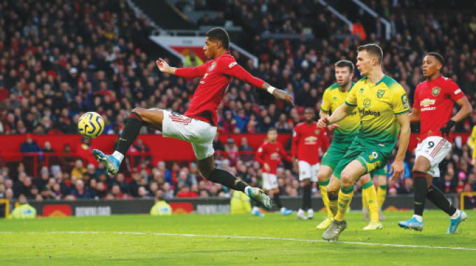 Rashford strikes twice as Man Utd crush Norwich