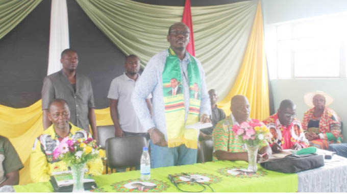 Craft strategies for economic development: VP Mohadi