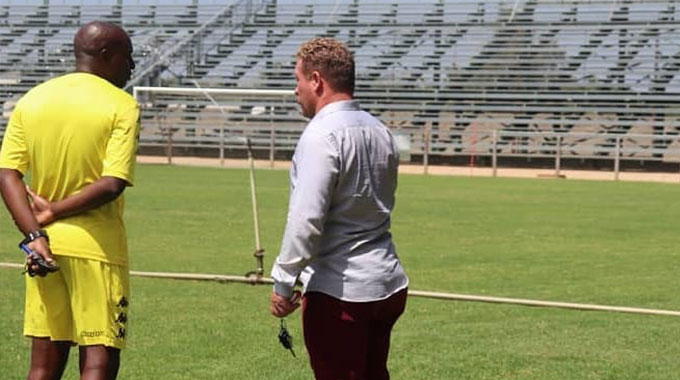 No golden handshake for De Jongh