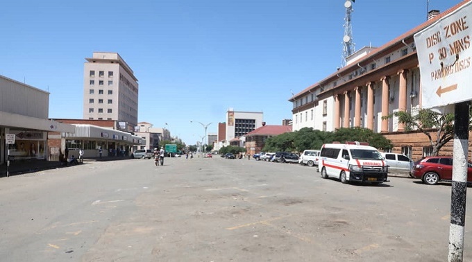 Zimbabweans stay home to contain spread of coronavirus