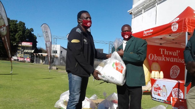 ZRU hands out Covid-19 food relief hampers to Southern Region based players, coaches, refs and secretariat