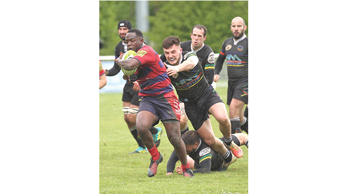 Makombe, Saungweme renew contracts with European rugby clubs