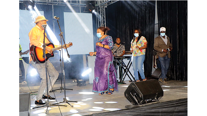 Top acts come together for Anti-Sanctions gala